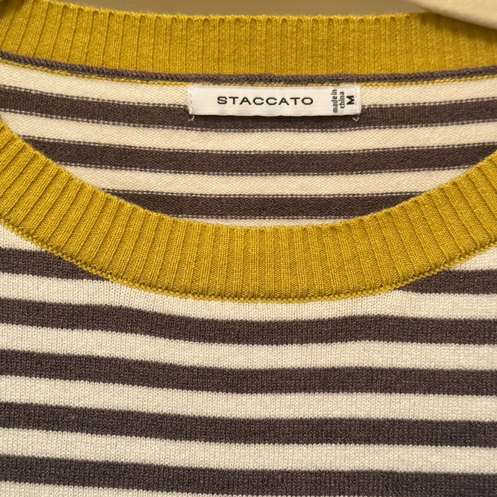 NWOT Staccato Long Sleeve Top Size Medium - Picture 6 of 6